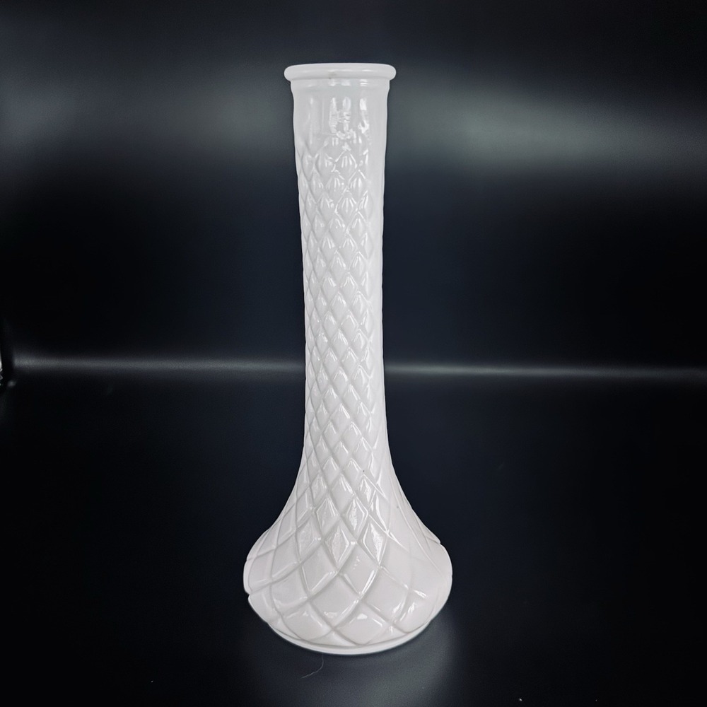 Vintage Hoosier Diamond‎ Quilted White Milk Glass Flower Bud Vase 9" Tall
